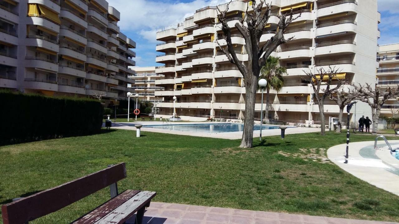 Bonito Apartamento Con Varias Piscinas سالو المظهر الخارجي الصورة