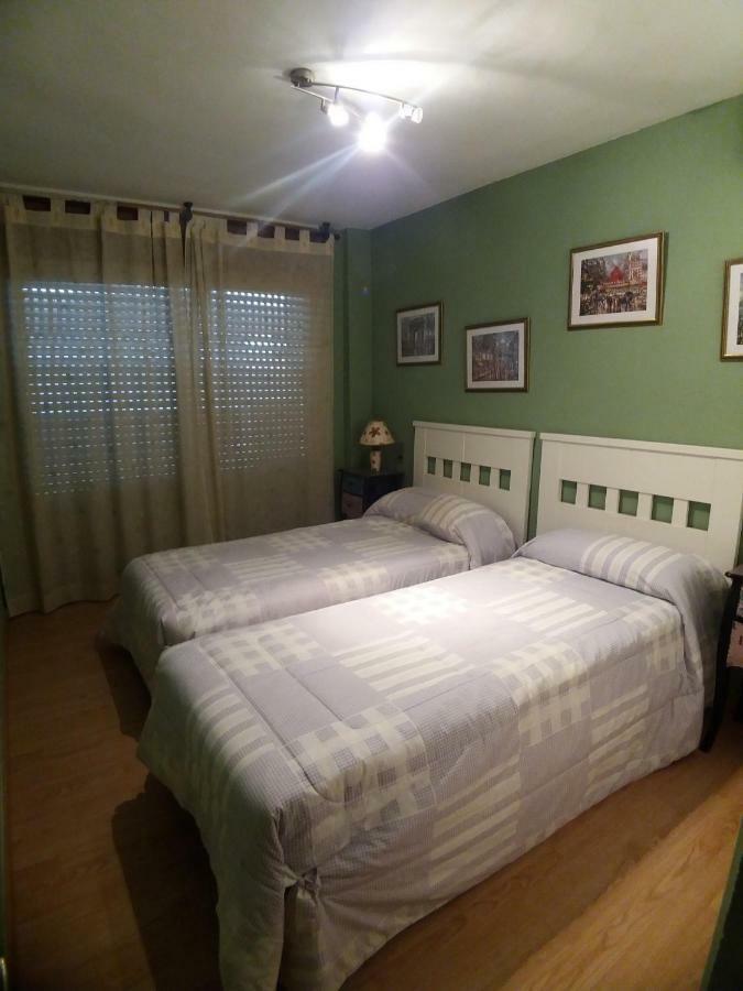 Bonito Apartamento Con Varias Piscinas سالو المظهر الخارجي الصورة
