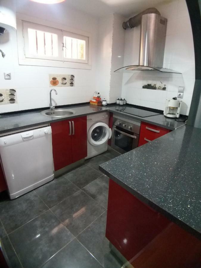 Bonito Apartamento Con Varias Piscinas سالو المظهر الخارجي الصورة